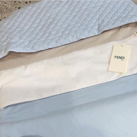 fendi set - Picture 2 of 2